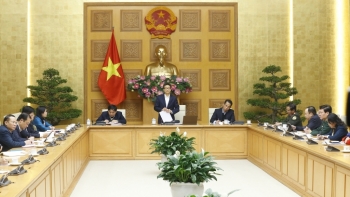 Thực hiện quy trình giám sát y tế khép kín với người nhập cảnh