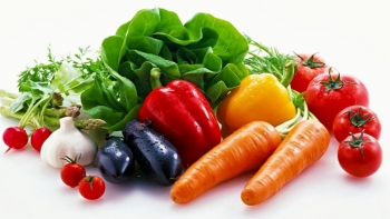 Giá rau củ quả hôm nay 19/1: Hấp dẫn người tiêu dùng