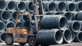 Giá sắt thép hôm nay 19/1: Quay đầu giảm