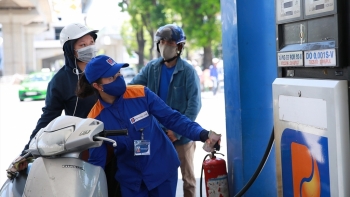 Giá xăng tăng phiên thứ 5 liên tiếp