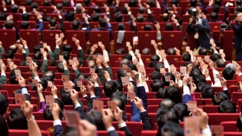 Bầu Trung ương khóa mới để thực thi xuất sắc đường lối Đại hội XIII