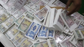 Thống đốc NHNN chỉ đạo "nóng" về đổi tiền sai quy định dịp Tết