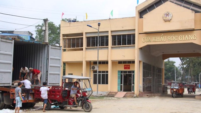 Trung Quốc khôi phục thông quan tại cửa khẩu Bình Mãng - Sóc Giang