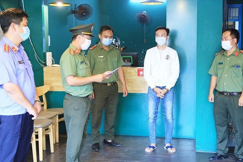 Người bị trục xuất có nghĩa vụ thực hiện đầy đủ các quy định ghi trong quyết định xử phạt vi phạm hành chính có áp dụng hình thức xử phạt trục xuất.