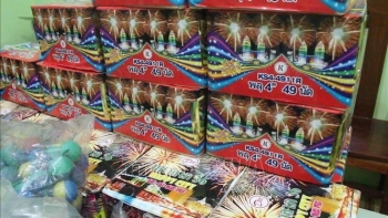 Bình Phước: Bắt giữ đối tượng vận chuyển 113kg pháo lậu