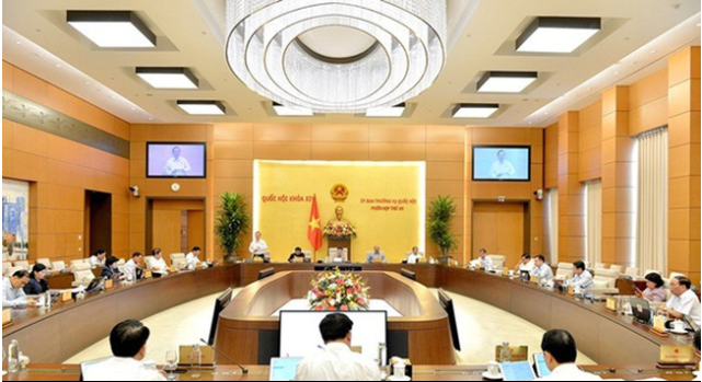 Một phiên họp Ủy ban Thường vụ Quốc hội. Ảnh: QĐND