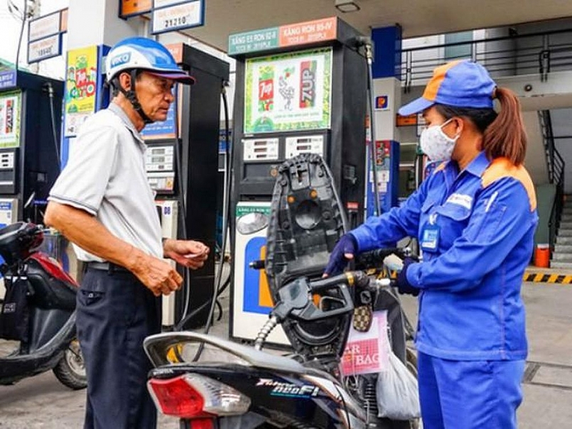Giữ nguyên giá bán các mặt hàng xăng dầu