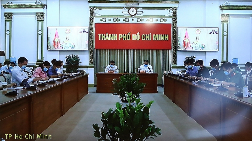 Lãnh đạo TPHCM họp trực tuyến với Phó Thủ tướng Vũ Đức Đam, chiều 10/2. Ảnh: VGP