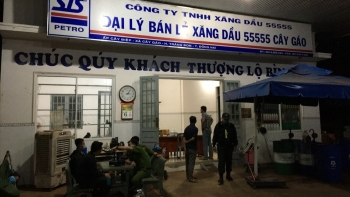 Đồng Nai: Bắt khẩn cấp thêm 8 đối tượng trong đường dây sản xuất, buôn bán xăng giả