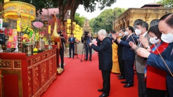 Tổng Bí thư, Chủ tịch nước dâng hương tại Hoàng Thành Thăng Long