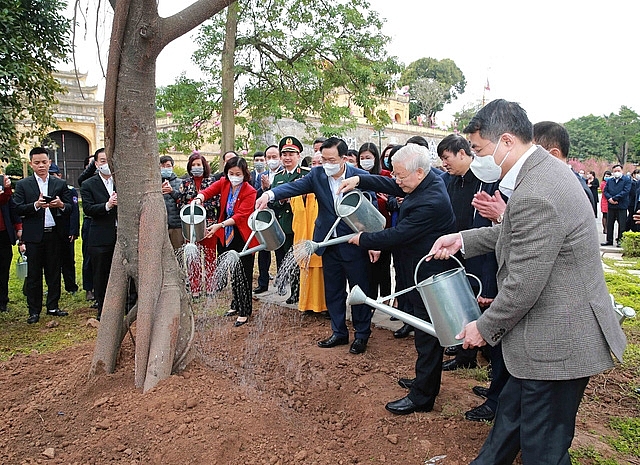 Tổng Bí thư, Chủ tịch nước dâng hương tại Hoàng Thành Thăng Long