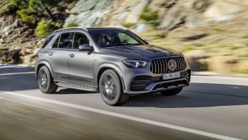 Triệu hồi gần 42.000 xe Mercedes-Benz do lỗi hệ thống cân bằng điện tử