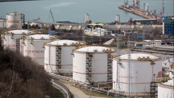 Giá xăng dầu hôm nay 26/2: Xu hướng giảm