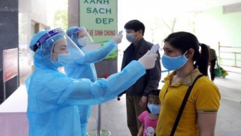 Hà Nội: Sơ kết phong trào thi đua đặc biệt toàn dân đoàn kết, chung sức thi đua phòng chống đại dịch