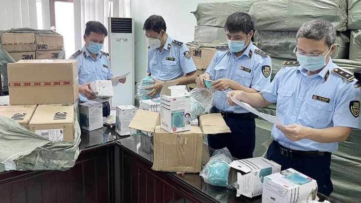 Xử lý nghiêm các hành vi buôn lậu, gian lận thương mại và hàng giả