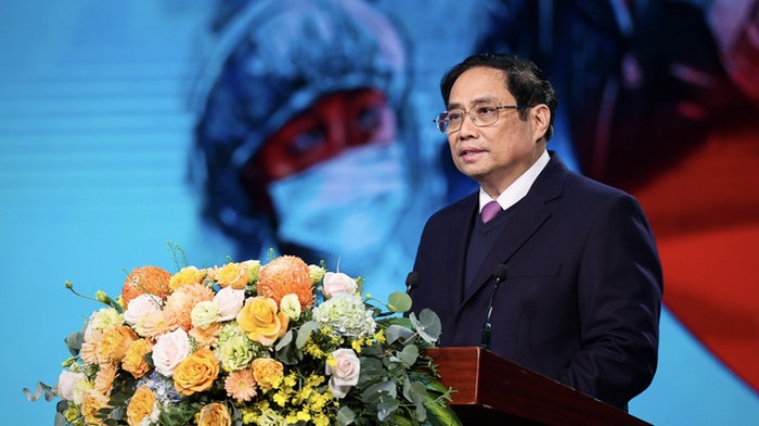 Khẩn trương ban hành chính sách đặc thù với nhân viên y tế, chăm sóc sức khỏe Nhân dân ngày càng tốt hơn