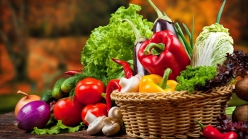 Giá rau củ quả hôm nay 7/3: Hấp dẫn cận ngày lễ 8/3