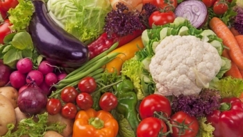 Giá rau củ quả hôm nay 13/3: Khuyến mãi đa dạng hàng nội địa và nhập khẩu