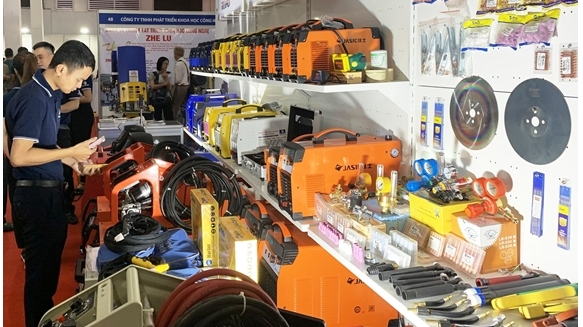 Xuất khẩu sang Anh trong 2 tháng đầu năm 2021 đạt 927,69 triệu USD