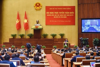 Nếu không tăng trưởng cao liên tục, chúng ta sẽ tụt hậu