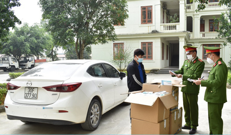 Ninh Bình: Phát hiện 2.000 que test nhanh Covid-19 không nguồn gốc