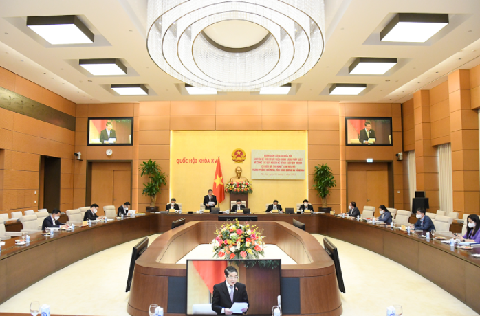 Quang cảnh buổi làm việc Quang cảnh buổi làm việc