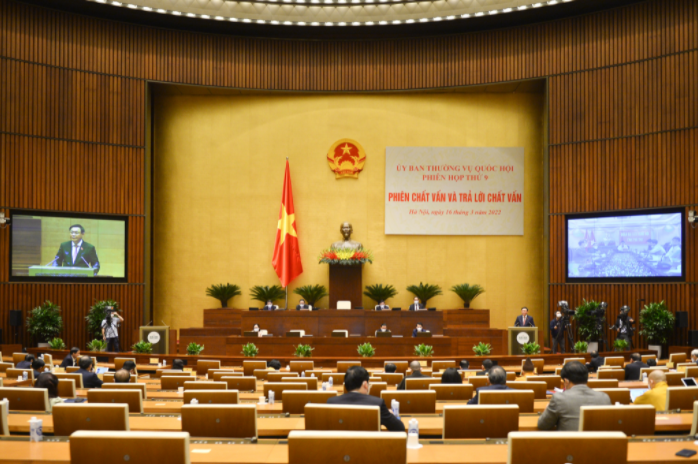 Chủ tịch Quốc hội Vương Đình Huệ kết luận phiên chất vấn và trả lời chất vấn tại phiên họp thứ 9 của Ủy ban Thường vụ Quốc hội