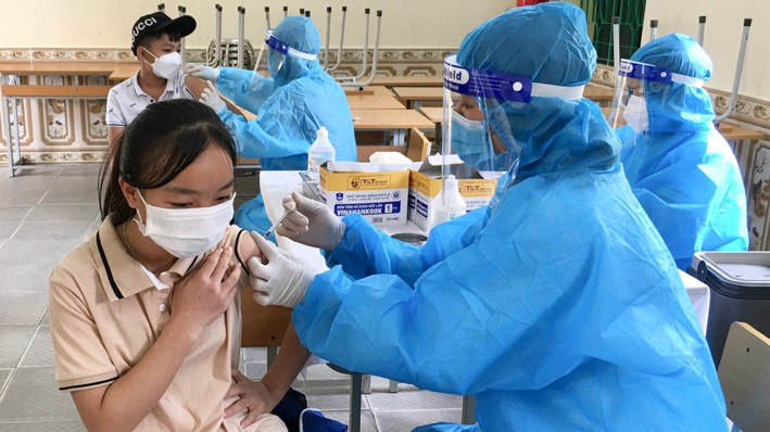 Thực hiện hiệu quả, an toàn, khoa học Chiến dịch tiêm chủng vaccine phòng COVID-19