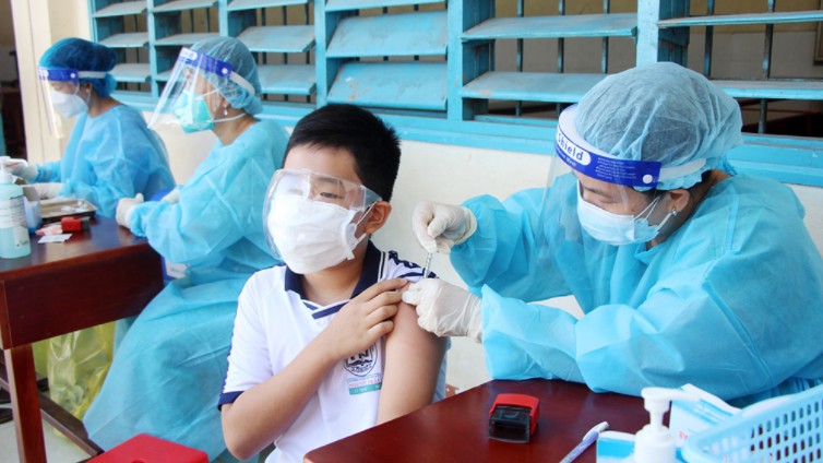 Yêu cầu Bộ Y tế làm rõ các loại vaccine có thể tiêm cho trẻ, tổng số vaccine cần mua