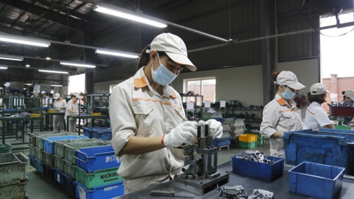 Hà Nội phấn đấu tăng trưởng GRDP năm 2022 từ 7 - 7,5%