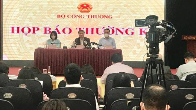 Nỗ lực cao nhất để đảm bảo nguồn cung xăng dầu trong thời gian tới