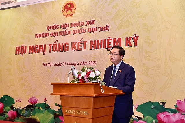 Phó Chủ tịch Quốc hội Đỗ Bá Tỵ phát biểu tại Hội nghị tổng kết. Ảnh: VGP/Nhật Bắc