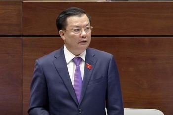 Phân công Bộ trưởng Tài chính Đinh Tiến Dũng làm Bí thư Thành uỷ Hà Nội