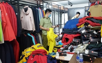 Đà Nẵng: Phát hiện hơn 2.000 hàng hóa nghi giả mạo thương hiệu, không rõ nguồn gốc xuất xứ
