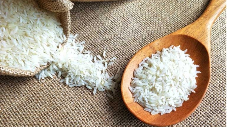 Giá gạo hôm nay 13/4: Giảm ở nhiều chủng loại