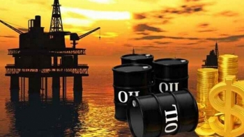 Giá xăng dầu hôm nay 18/4: Khép tuần giao dịch ở mức đỉnh 4 tháng