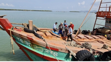 Bắt 2 tàu chở 60.000 lít dầu DO nghi nhập lậu trên vùng biển Côn Đảo