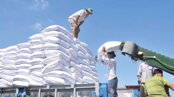 VSSA: Đường nhập khẩu làm chủ thị trường