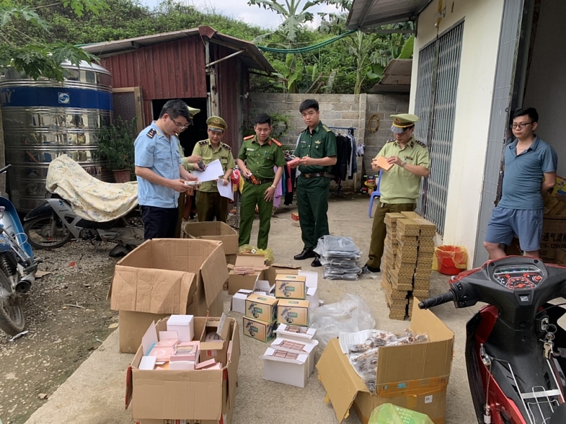 Tang vật vi phạm