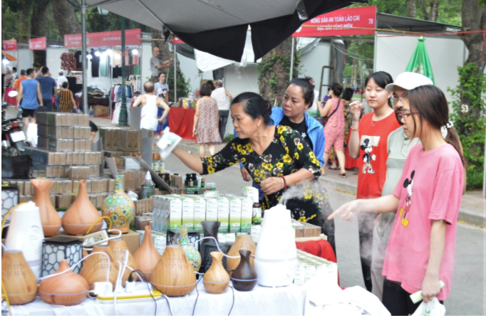 15 tỉnh, thành phố tham dự Tuần hàng Việt thành phố Hà Nội 2021 15 tỉnh, thành phố tham dự Tuần hàng Việt thành phố Hà Nội 2021