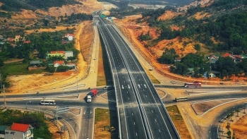 Giải ngân đầu tư công tháng 4 tăng 23,9%