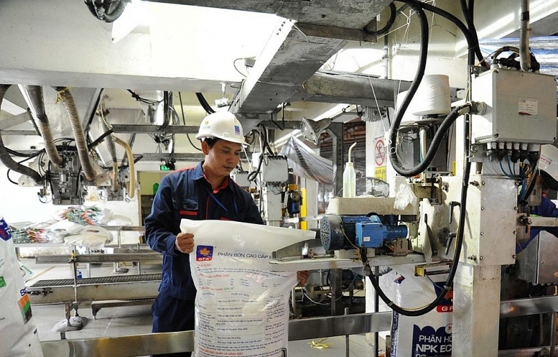 Giá phân bón tăng mạnh 30% do nguồn cung suy giảm