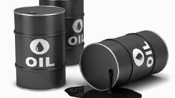 Giá xăng dầu hôm nay 30/4: Tăng mạnh