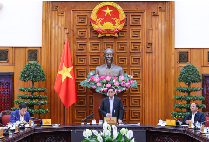 Dứt khoát không để khủng hoảng năng lượng, bảo đảm cung ứng điện cả trước mắt và lâu dài