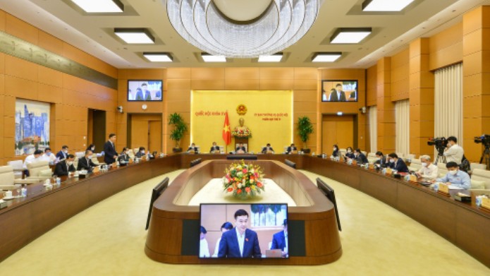 Khuyến khích, tạo điều kiện cho doanh nghiệp bảo hiểm đầu tư trở lại nền kinh tế