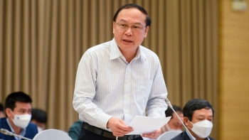 Quản lý chặt đấu giá quyền sử dụng đất và các dự án bất động sản