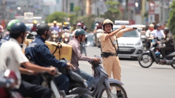 Áp dụng thành tựu khoa học công nghệ tiên tiến trong bảo đảm trật tự, an toàn giao thông