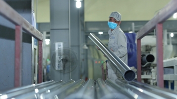 Cần nhiều giải pháp tiết kiệm năng lượng trong ngành nhựa