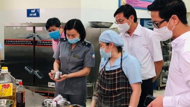 Hà Nội đẩy mạnh triển khai công tác hậu kiểm về ATTP năm 2022