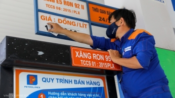 Giá xăng ngày mai (12/4) sẽ tiếp tục giảm?